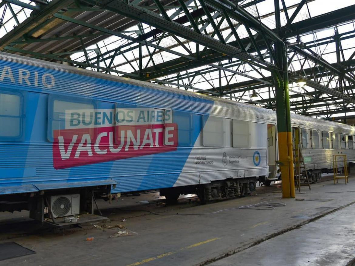 Vacunación en estación de trenes de la Provincia