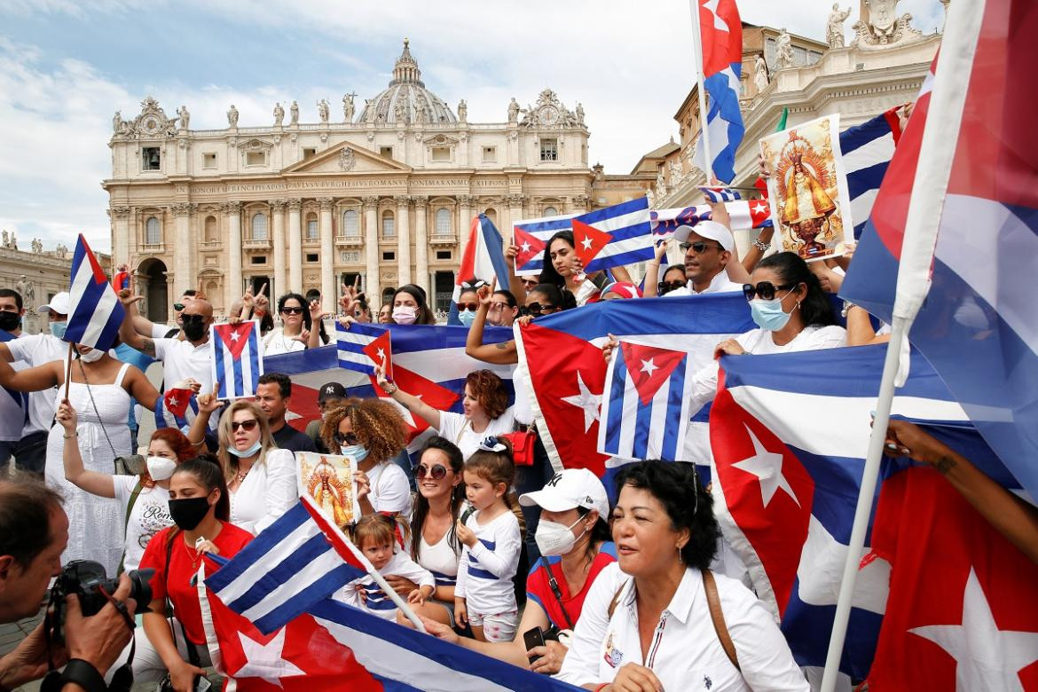 Cubanos en el vaticano, Reuters