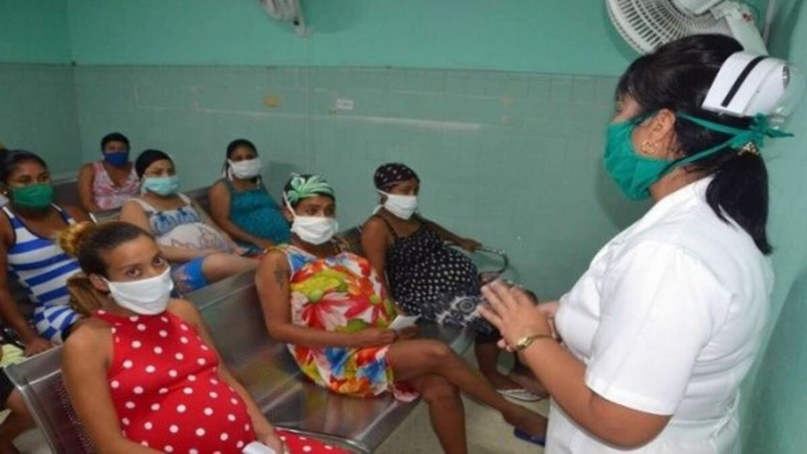 En Cuba iniciarán la vacunación a embarazadas y madres lactantes