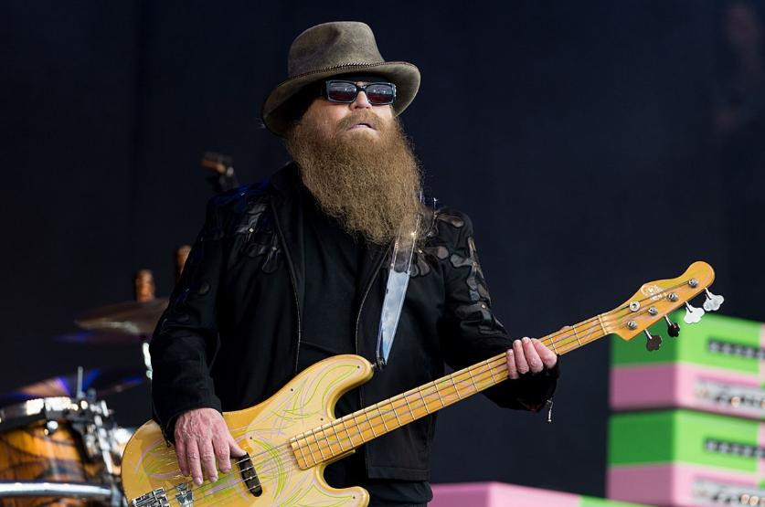 Dusty Hill, AGENCIA NA