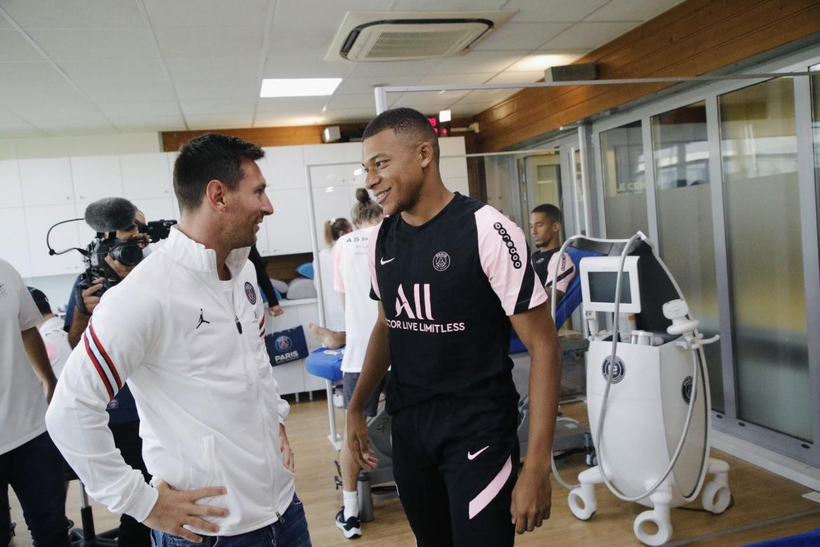 Entrenamiento de Lionel Messi en el PSG, foto Twitter