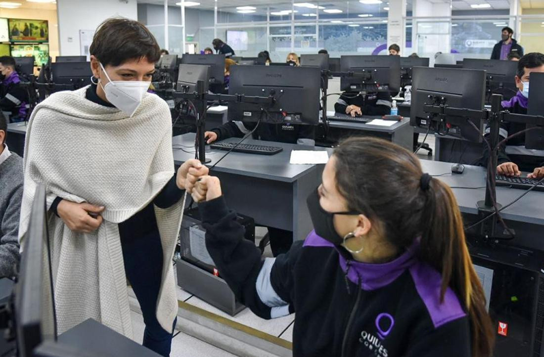 Mayra Mendoza presentó nuevo software de última tecnología que usará el Centro de Emergencias Quilmes