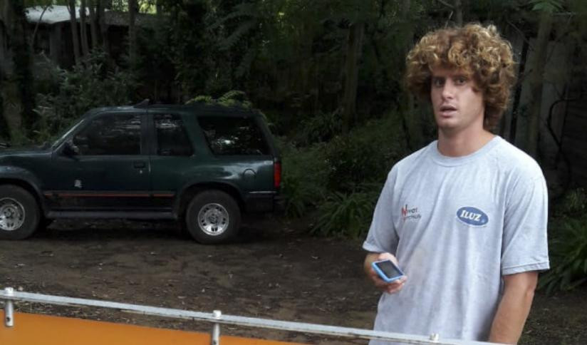 Federico Llamas, el surfer que violó la cuarentena en marzo de 2020, foto NA