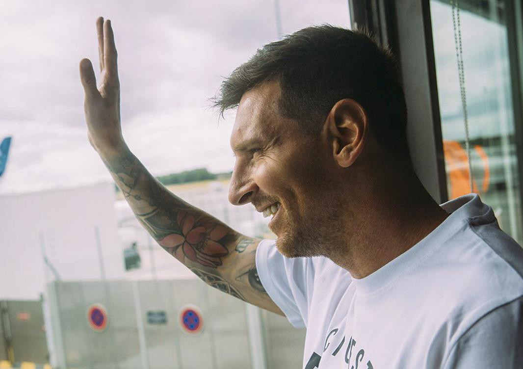Lionel Messi, París, llegada a aeropuerto, NA