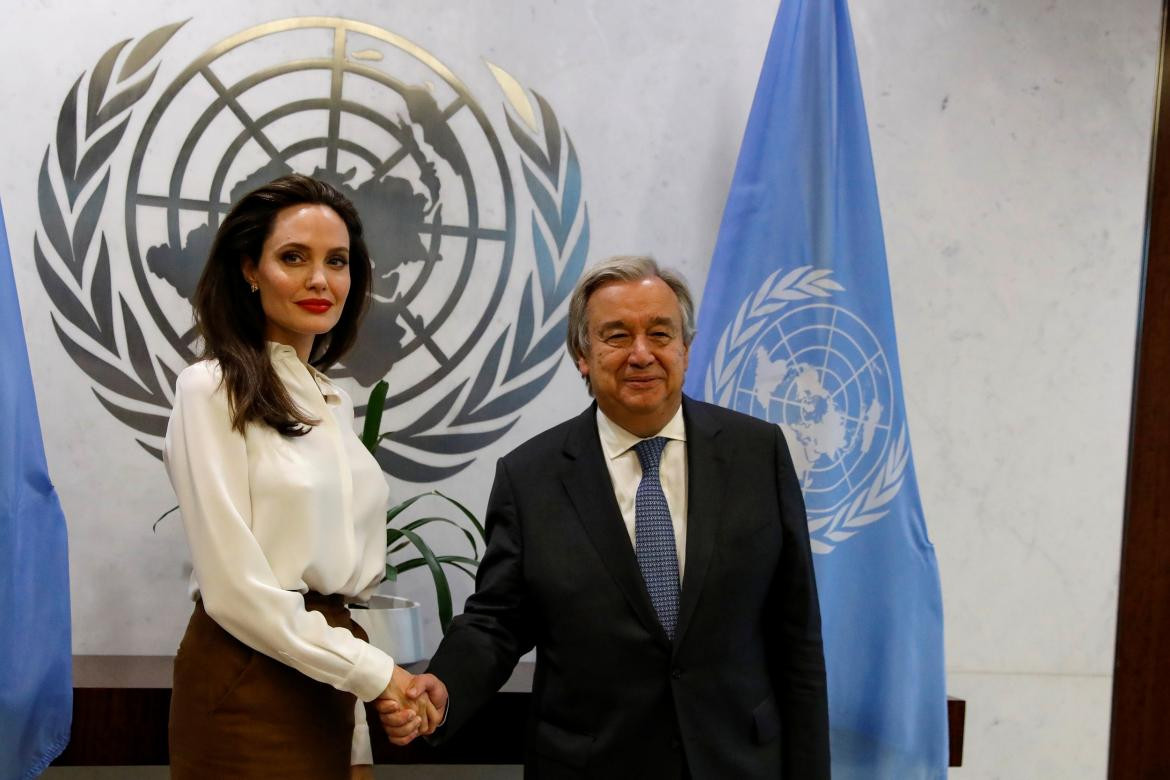 Angelina Jolie con Antonio Guterres en ONU, Reuters