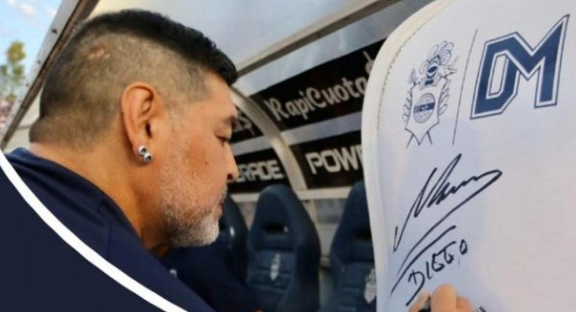 Firma de Diego Maradona