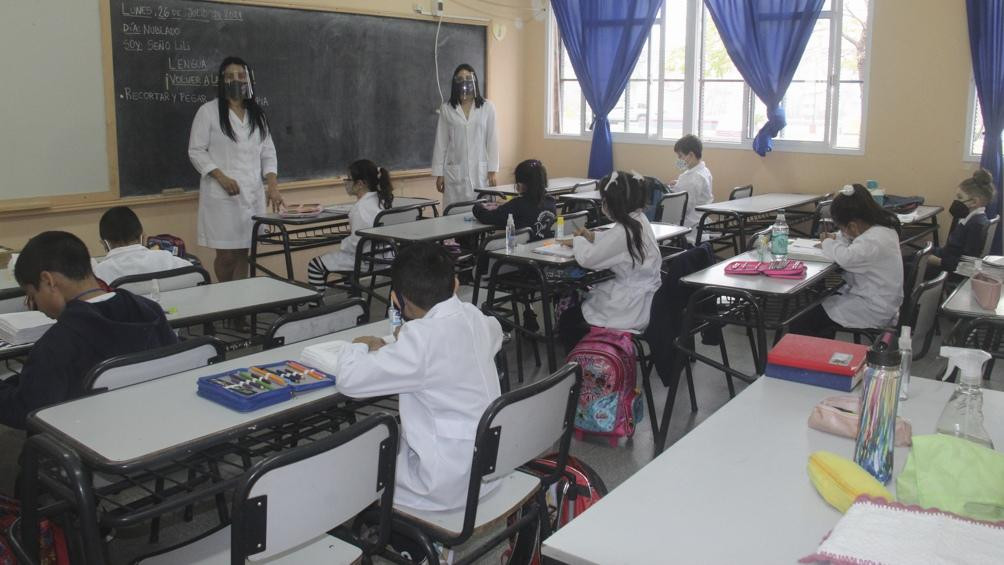 Clases presenciales en pandemia, Agencia NA