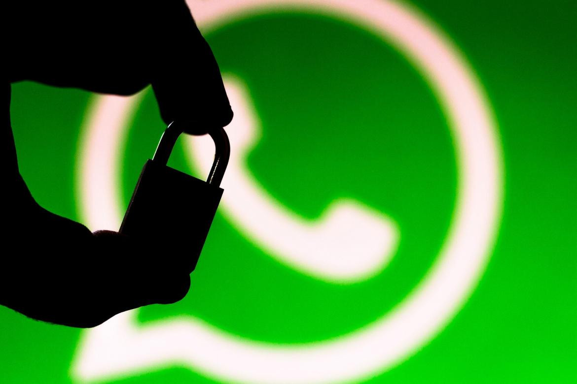 WhatsApp, tecno, Reuters