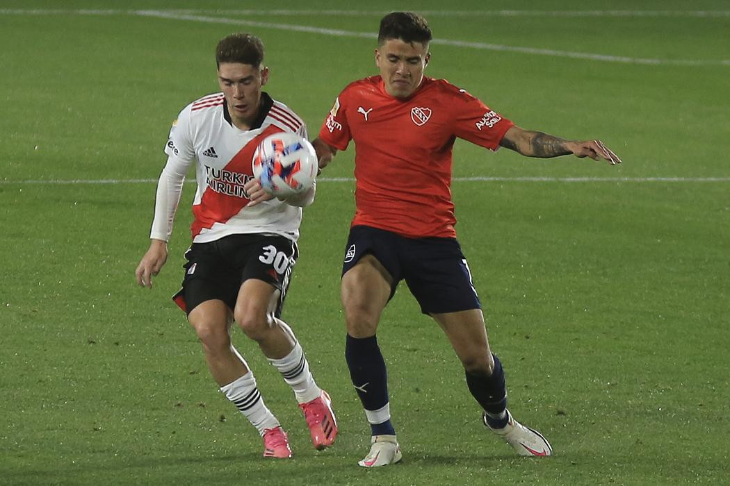 River vs. Independiente, fútbol argentino, NA