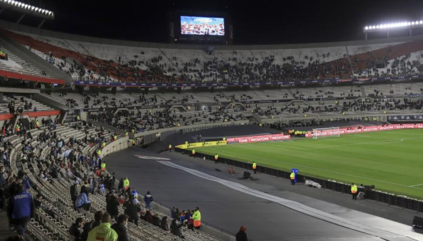 Estadio Monumental, hinchas, NA