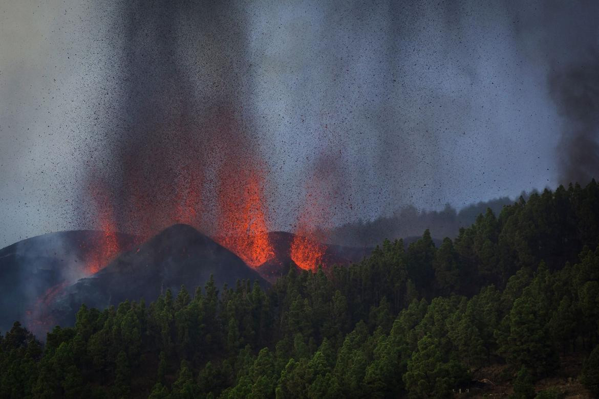 Erupción de un volcán en Canarias, EFE