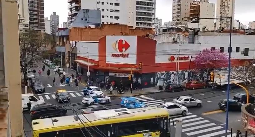 Tiroteo en plena calle entre barras de Independiente