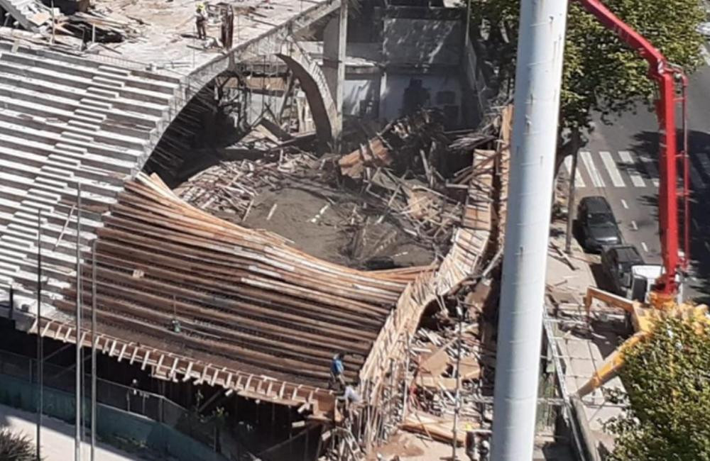 Derrumbe de una tribuna en la cancha del Club Ferro Carril Oeste