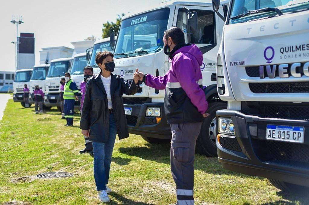 Mayra Mendoza presentó la compra de camiones en Quilmes