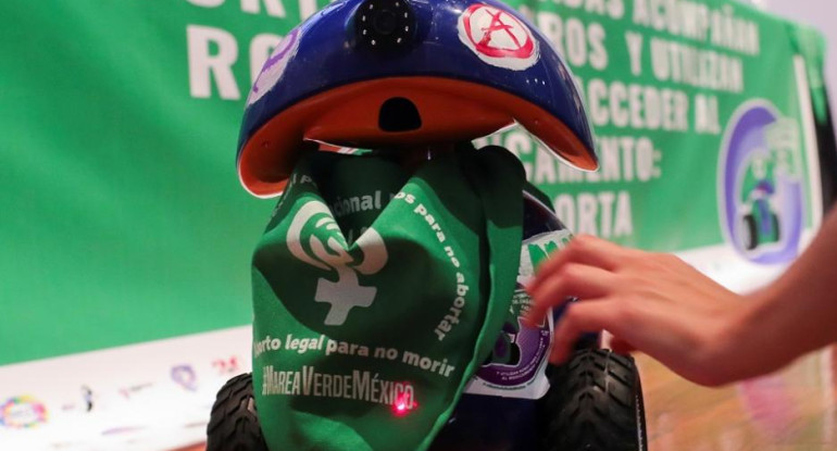 Mujeres mexicanas usan un robot para burlar la prohibición del aborto