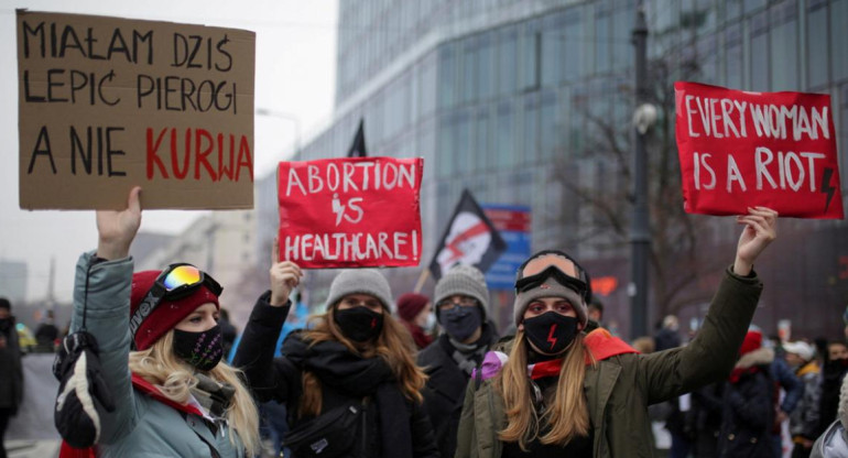 Polonia, marcha a favor del aborto, Reuters
