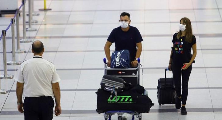 Aeropuerto Ezeiza, coronavirus en Argentina, Reuters