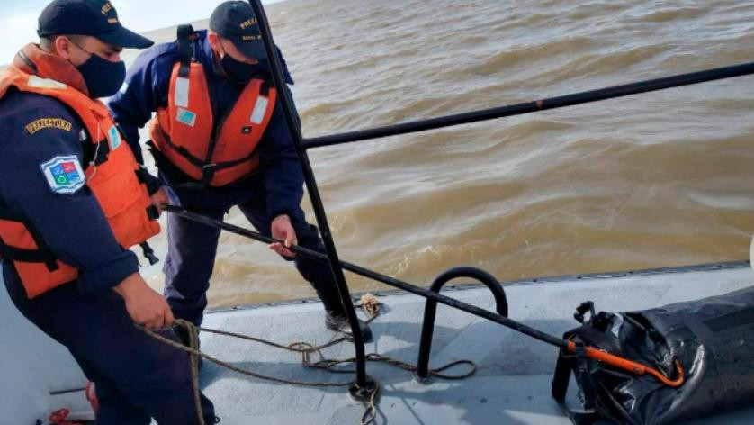 Detenidos en el Río de la Plata, NA