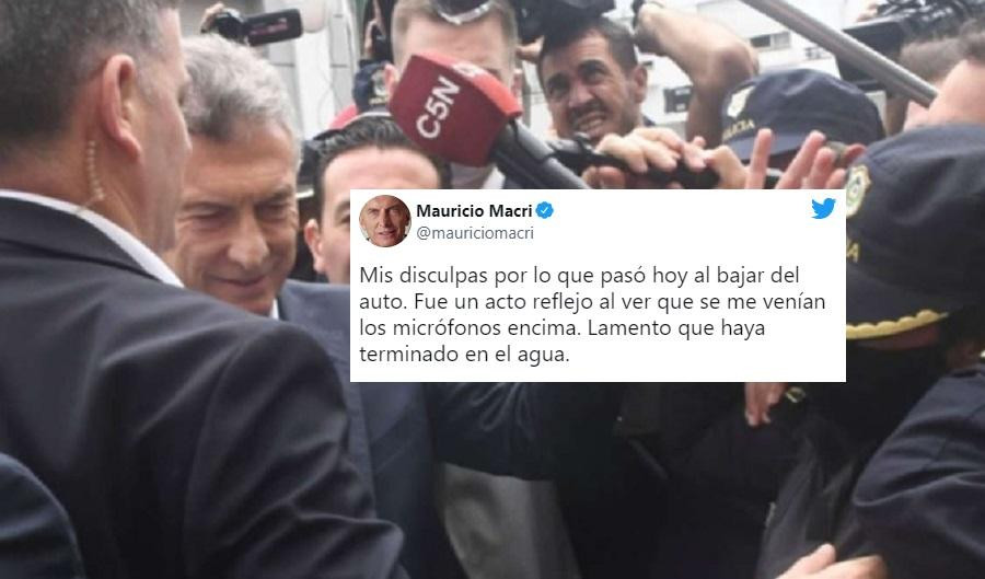 Mauricio Macri le sacó el micrófono a un periodista 