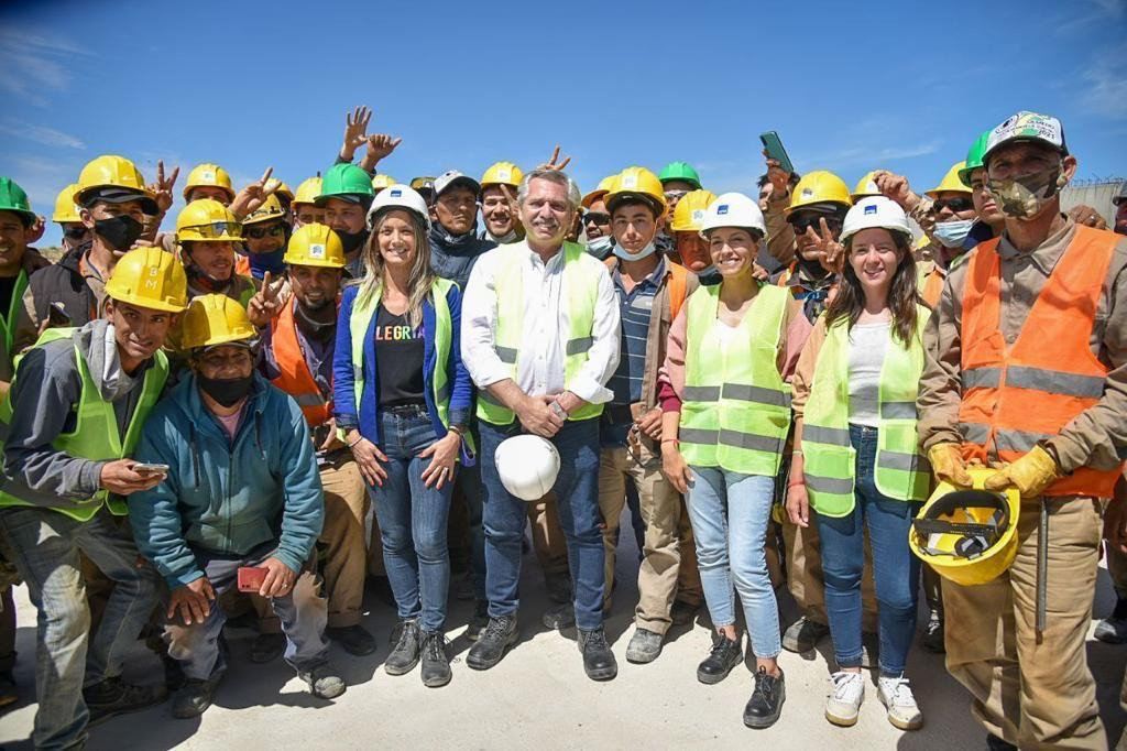 Mayra Mendoza y Alberto Fernández en Quilmes