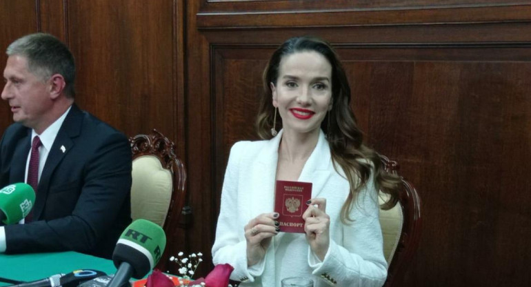 Natalia Oreiro con la ciudadanía rusa