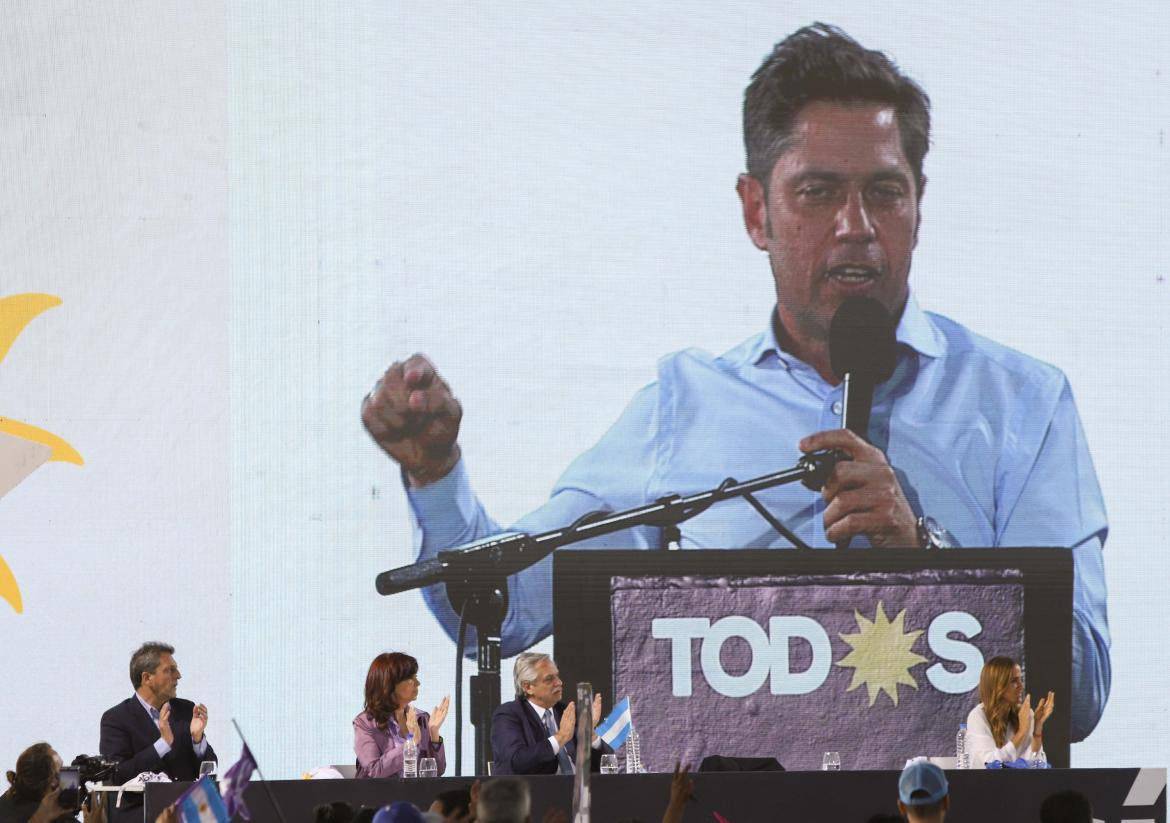 Axel Kicillof en el cierre de campaña del Frente de Todos en Merlo, NA