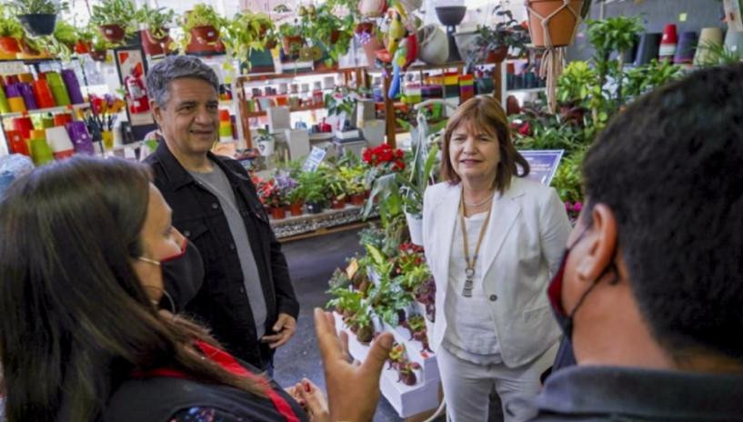 El intendente de Vicente López y Presidente del PRO en la provincia de Buenos Aires, Jorge Macri, acompañado por la Presidente del PRO a nivel nacional, Patricia Bullrich, foto NA