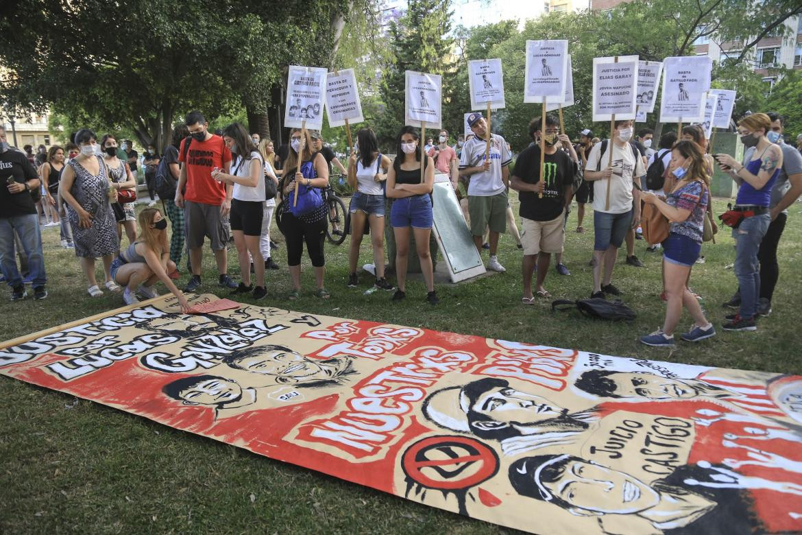 Crimen de Lucas González: masiva marcha de familiares, amigos y vecinos, NA