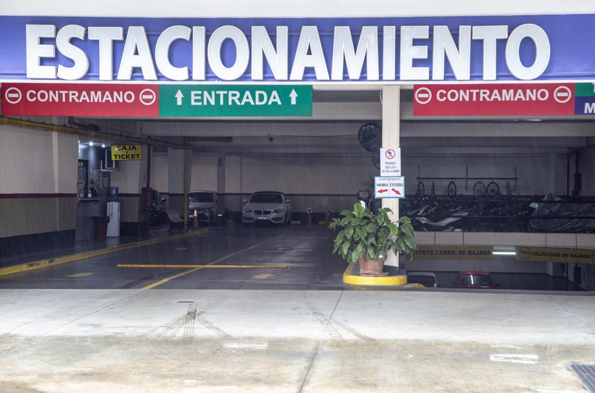 Se entregó el joven de 17 años que noqueó al playero del estacionamiento, NA