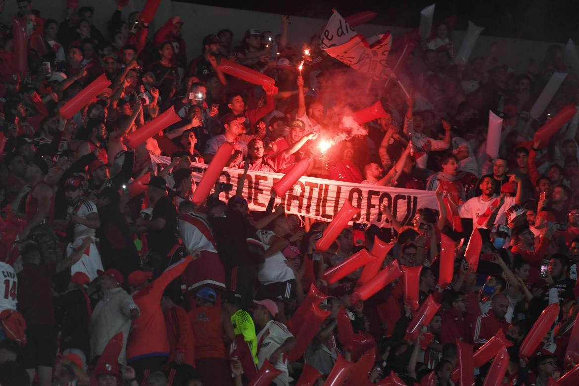 Hinchas de River en el Monumental, foto NA