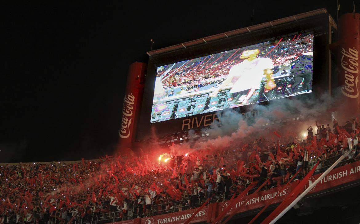 Hinchas de River en el Monumental, foto NA