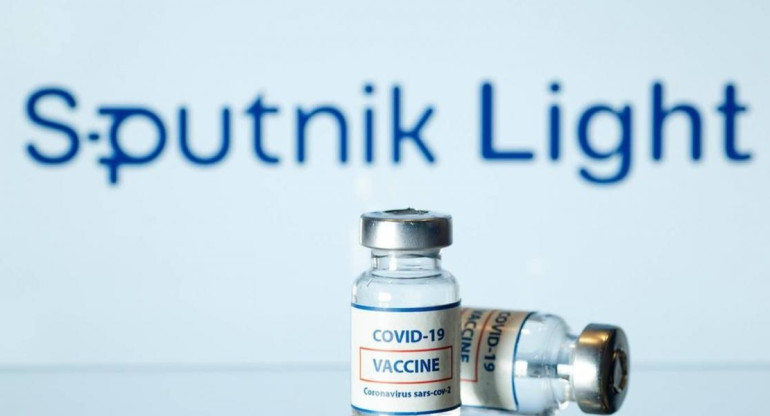 Vacuna Sputnik Light.