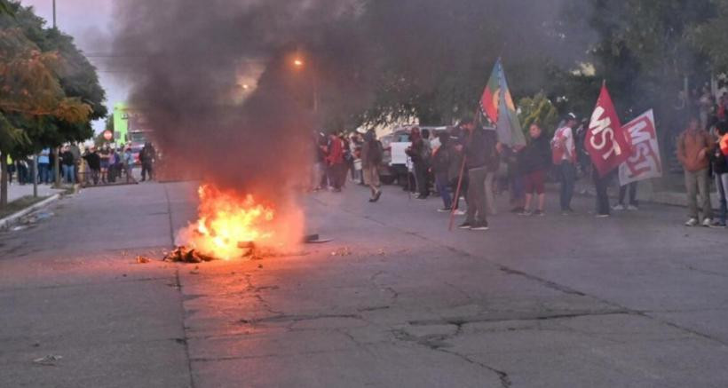 Partidos de izquierda protagonizaron los incidentes en Chubut, foto NA