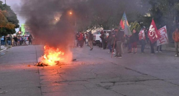 Partidos de izquierda protagonizaron los incidentes en Chubut, foto NA