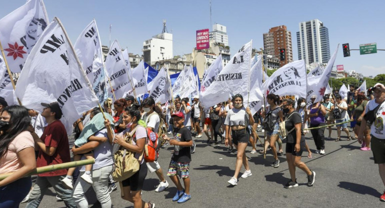 Marchas y protestas en el centro porteño, a 20 años del estallido social de 2001	, NA