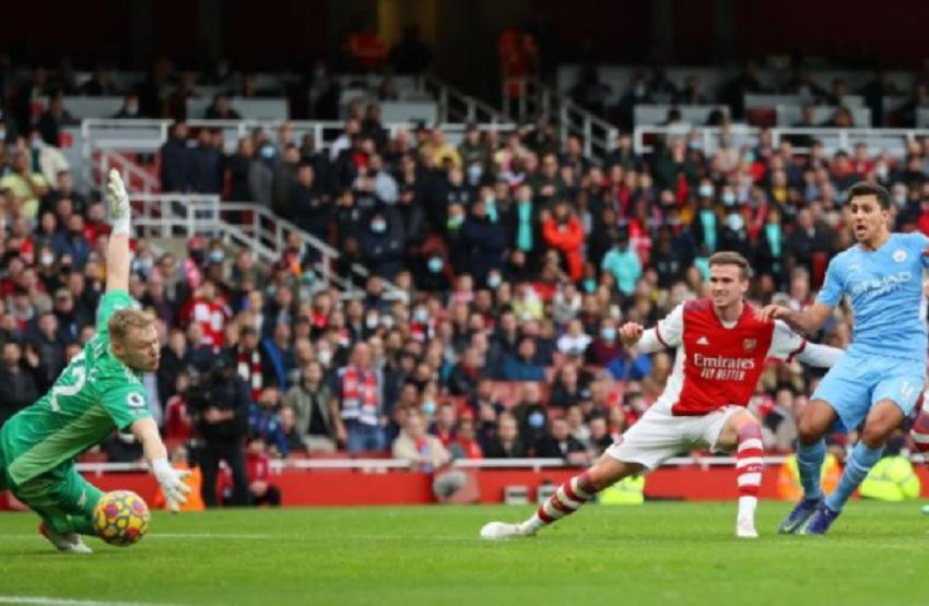 Agónica remontada del City sobre el Arsenal, para agrandar su distancia como líder en la Premier League