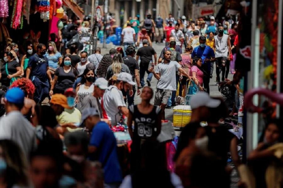 Sao Paulo se suma a Río y cancela su carnaval callejero por la variante ómicron	