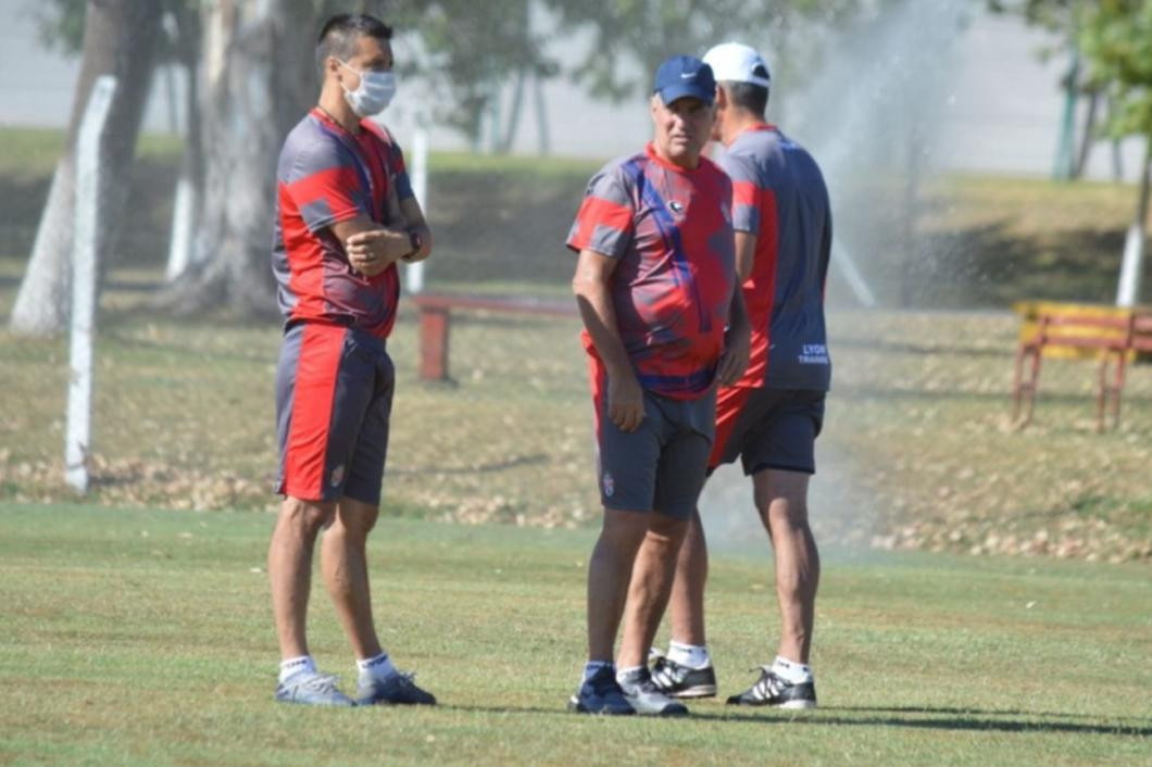 Entrenamiento de Arsenal, fútbol argentino, NA