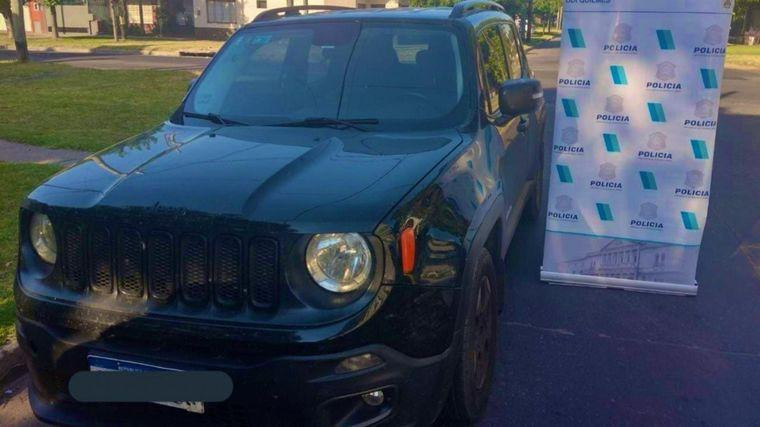 Camioneta robada por jugador de Dock Sud