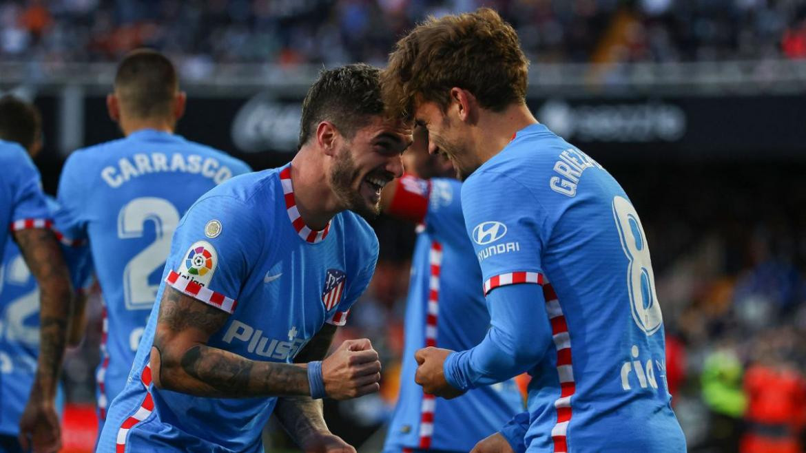 Rodrigo De Paul y Antoine Griezmann en el Atlético Madrid