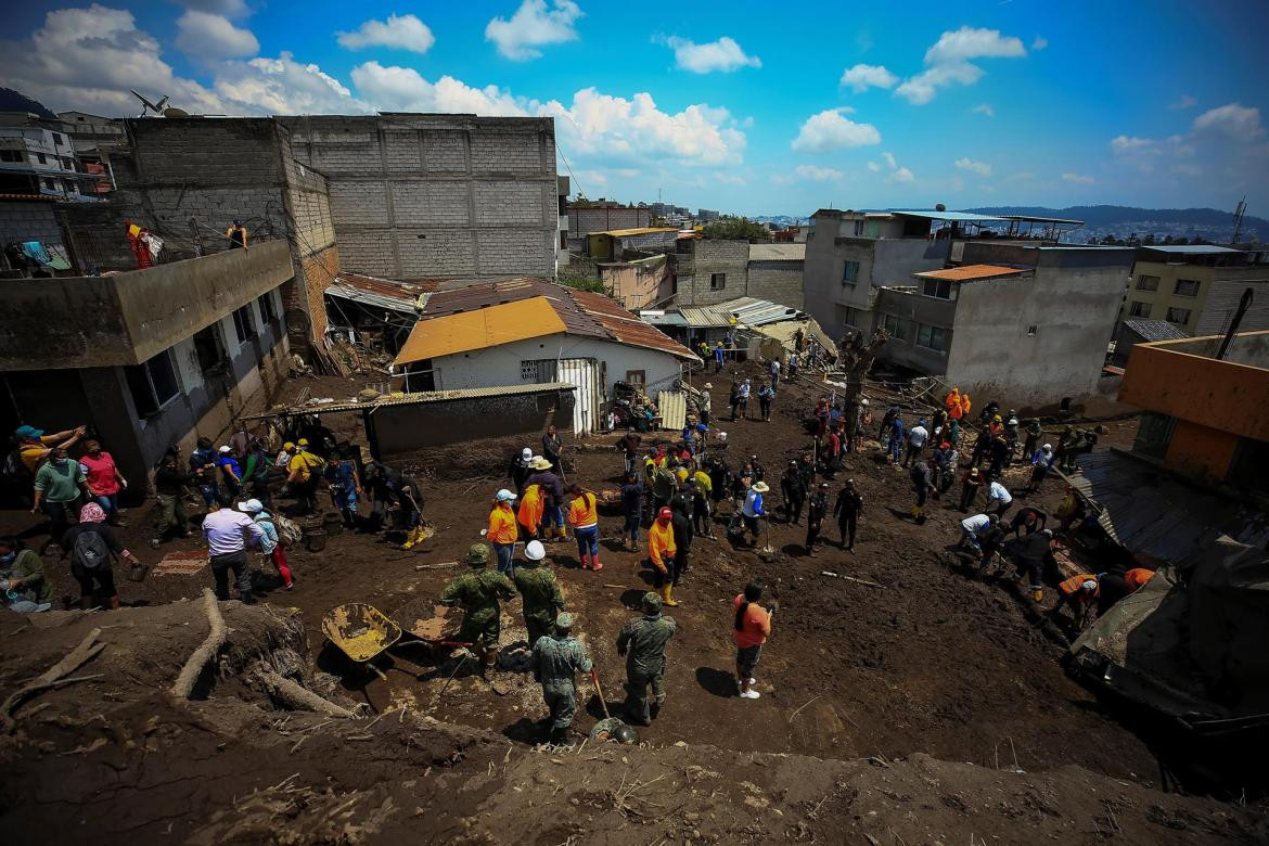 Crisis en Ecuador: aumentan las víctimas mortales del aluvión en Quito, EFE