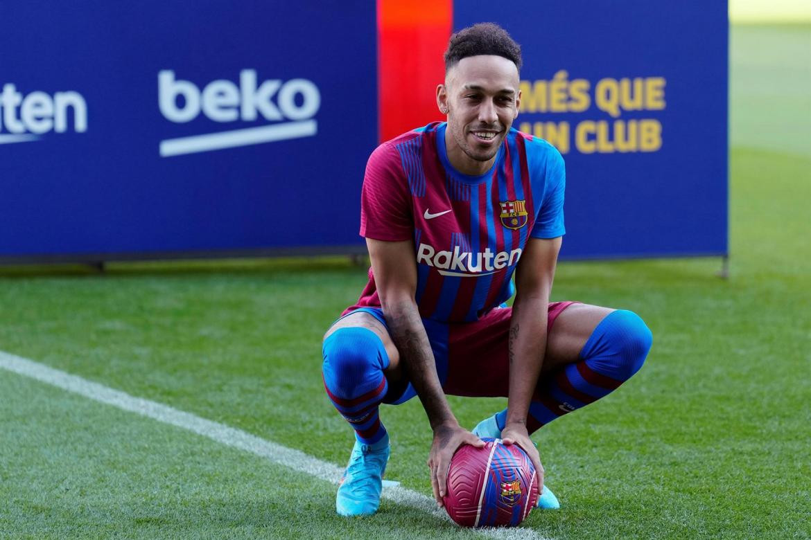 Aubameyang presentado en el FC Barcelona. EFE.