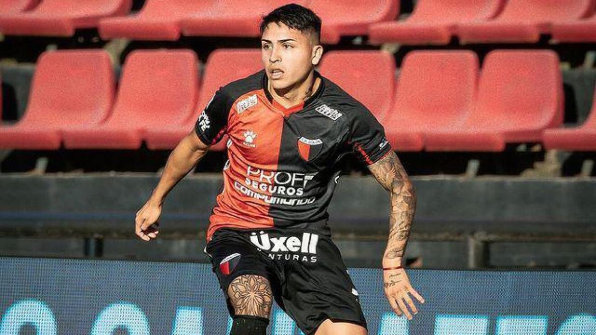 Facundo Farías, jugador de Colón