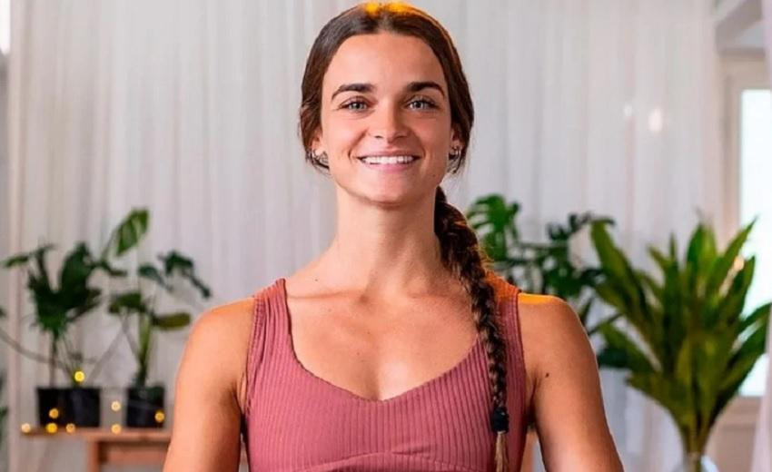 Camila Rigani actualmente oficia como instructora de Yoga.