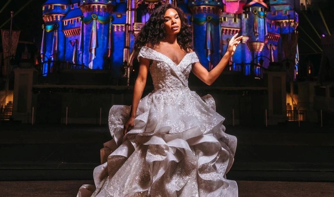 Disney lanzó un vestido de novia en honor a los 50 años de Walt Disney World, EFE