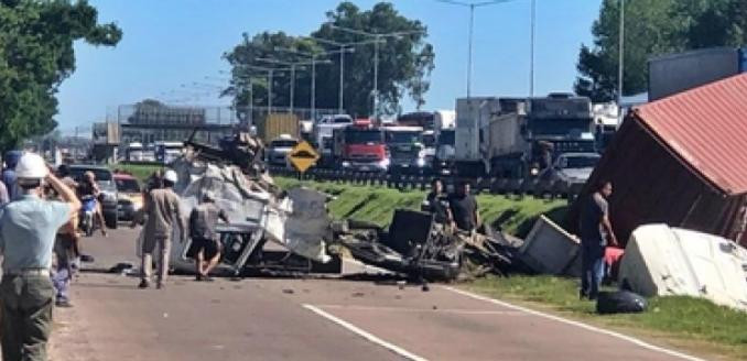 Choque en Panamericana, foto NA