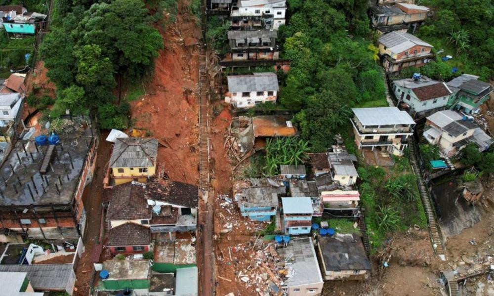 Inundaciones en Petrópolis, Brasil, NA