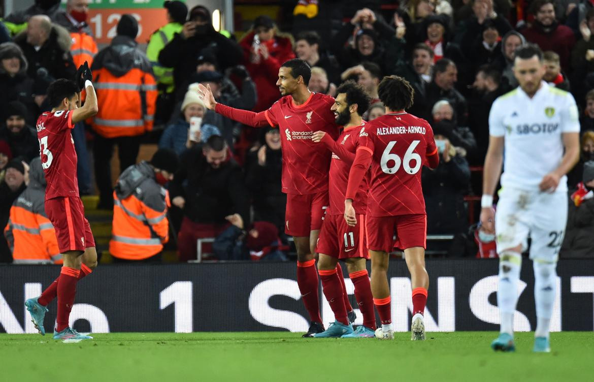 Festejo del Liverpool ante el Leeds por la Premier League, REUTERS