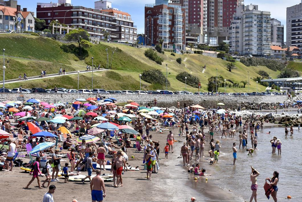 Mar del Plata, Costa Atlántica, playa, turistas, NA