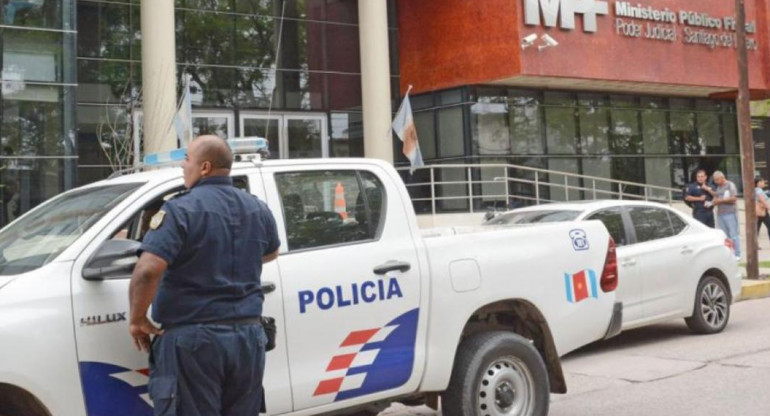 Policía, Santiago Estero, NA